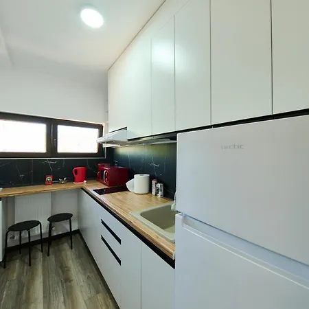 Apartamento Old Town Oasis - Ap 9 *