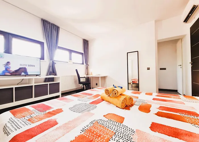 Old Town Oasis - Ap 9 *