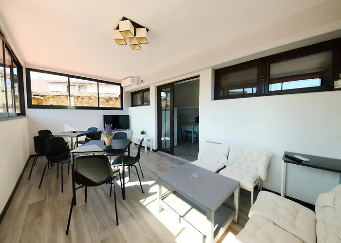 Old Town Oasis - Ap 9 Apartment